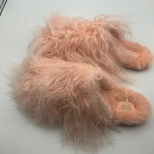 UGG  FLUFF MOMMA MONGOLIAN CLOGS